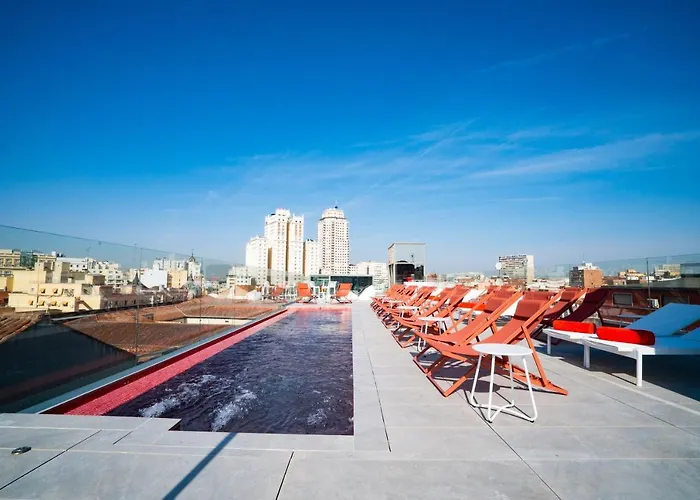 Akeah Gran Via (Adults Only)